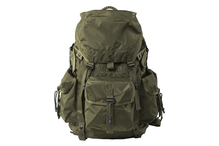 〈ビルケンシュトック〉 × 〈マハリシ〉のバックパック