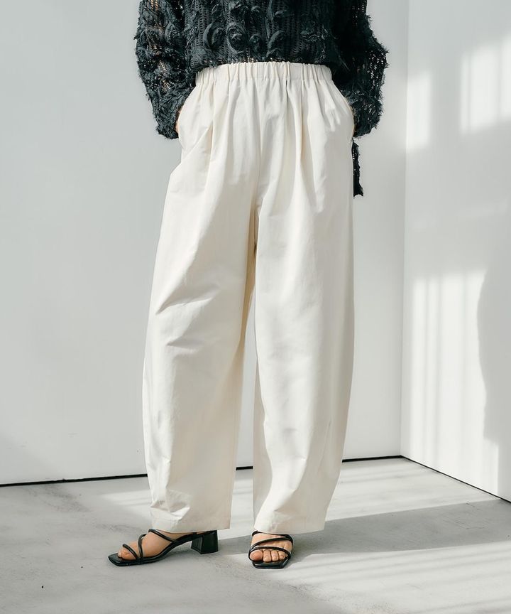 画像: イージーコクーンパンツ（アイボリー）¥5,500（レプシィム） LEPSIM