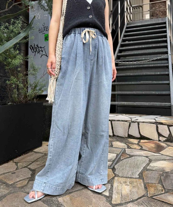 画像: ワイドイージーパンツ（サックスブルー）¥6,600（チャオパニックティピー）