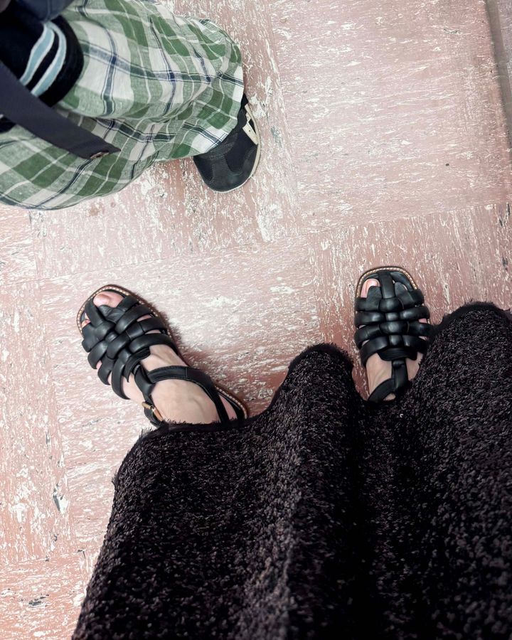 夏シューズ2025◎ 夏の靴は3足あれば最強、着回しの効くスタイリング実例集2【ささやかですてきなもの 大谷有紀 vol.249】