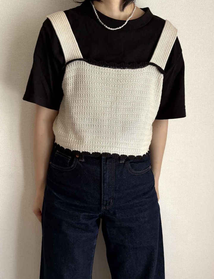 画像: ビスチェ ✕ 黒Tシャツ