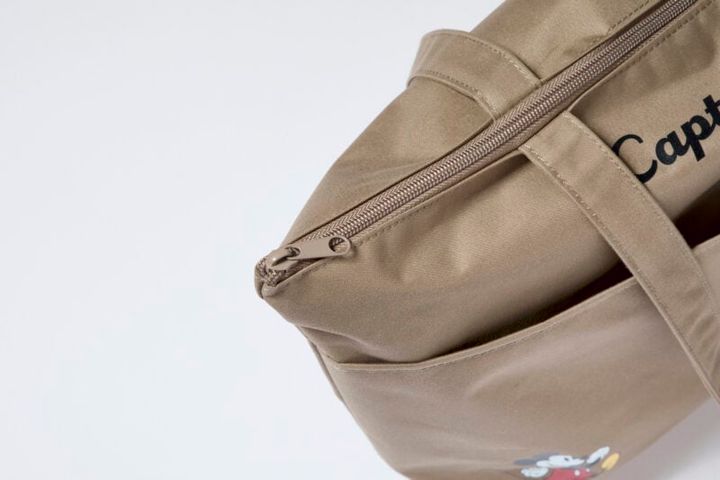 ジップで閉じられる！GLOW10月号通常号付録。キャプテンスタッグ×ミッキートート