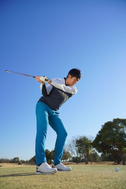 飛距離が伸び悩んでいるなら「シャローイング」を試してみて