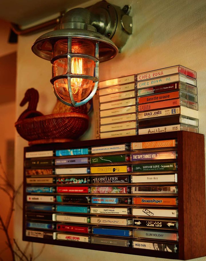 三軒茶屋『awashima102』のカセットテープ