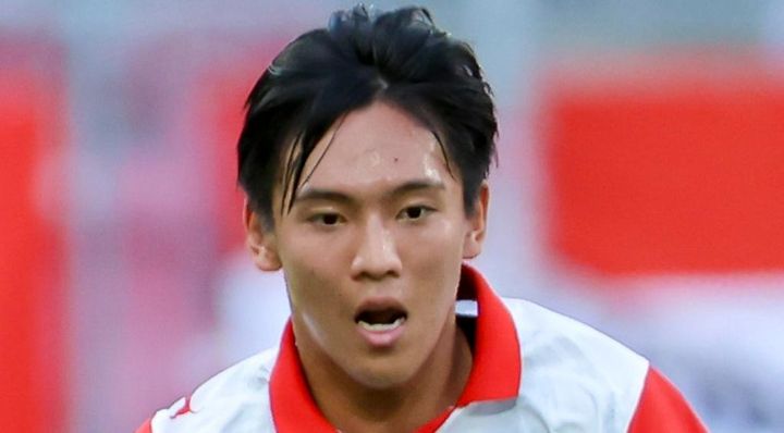 20歳日本人逸材、海外で悪質タックルを受けて血だらけに…裂傷縫合で監督は激怒！「ひどいファウルだった」