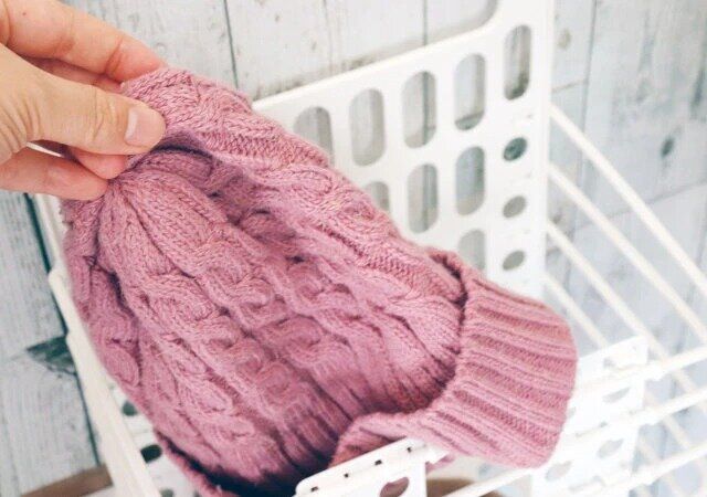 ダイソーの折り畳み式ランドリーバスケットは壁掛けで使える