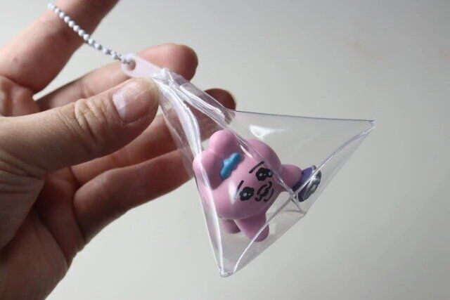 セリアのぷちっとマスコットポーチ