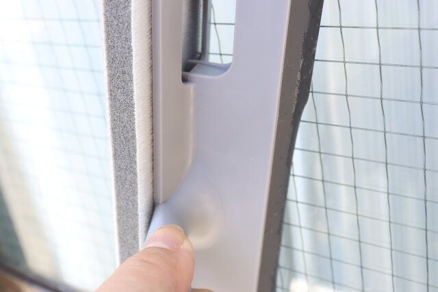 窓・網戸クリーナー（落ち落ちV） ワイパー使用後