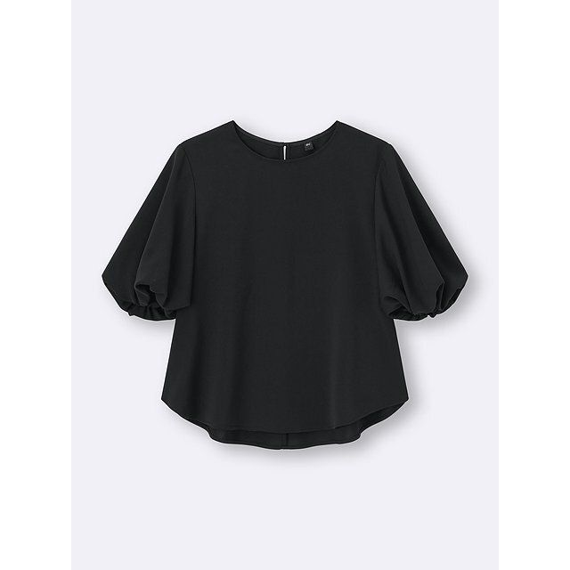 GUのバブルスリーブブラウス