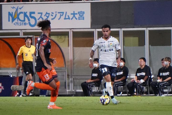 FWカルリーニョス・ジュニオが「頭でもゴールを決められる」と決勝点！J2ジェフユナイテッド千葉が国立の借りを返す