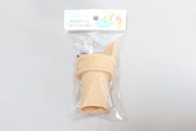 セリアのアイスクリームコーンホルダーのパッケージ