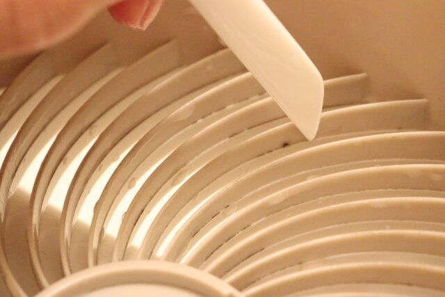 ダイソーの隙間の達人サーキュレータークリーナーのスクレーパー