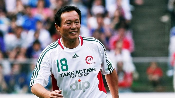 伝説のストライカー釜本邦茂氏が死去…日本代表で一緒にプレーした川淵三郎氏「熊のような選手がいると聞いていたが…」