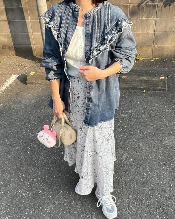 しまむらのホワイトの「ホックタンクトップ」