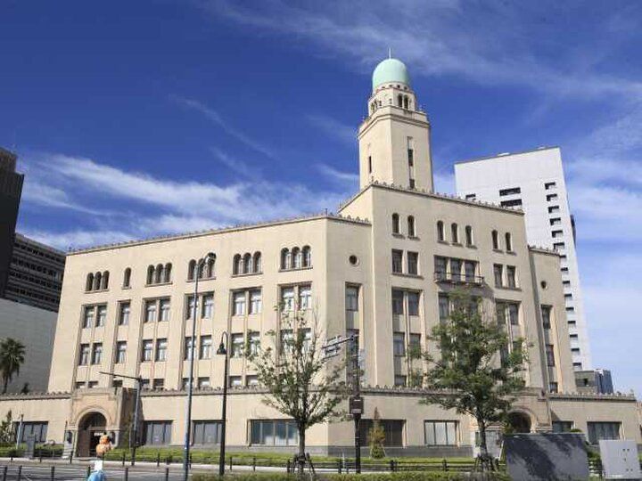 港町のシンボル横浜三塔めぐり♪レトロな歴史建築とクラシカルなカフェを訪ねて