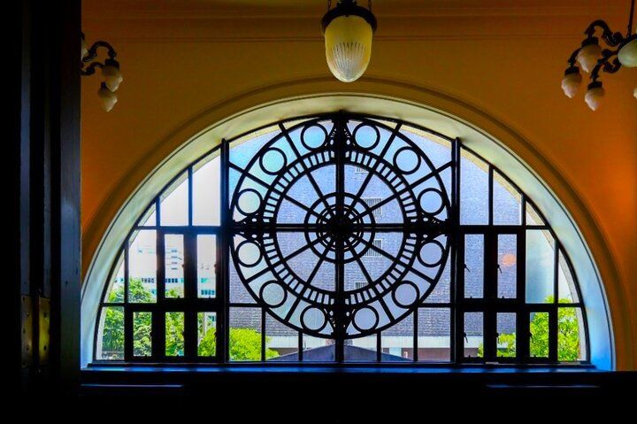 港町のシンボル横浜三塔めぐり♪レトロな歴史建築とクラシカルなカフェを訪ねて