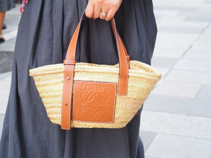 ロエベのかごバッグ