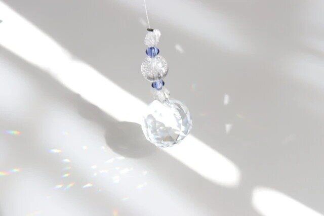 セリアのキラキラ光るサンキャッチャー