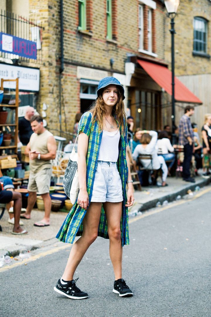 野外フェスに良さそう！ 真夏らしいおしゃれで爽やかな着こなし