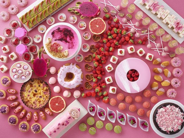 ピンク デザート・ビュッフェ コラボレーション with ピエール・エルメ・パリ