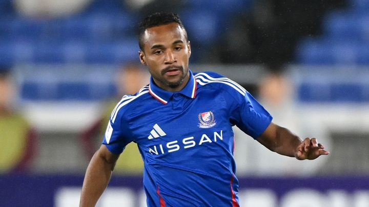 J2降格圏のJリーグ名門、主力ブラジル人FWがJ1首位チームへ電撃移籍…「非常に心苦しく思います」