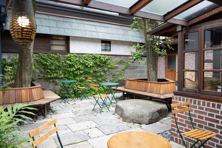 倉敷美観地区の一角でひっそりと時を刻む「倉敷珈琲館」へ