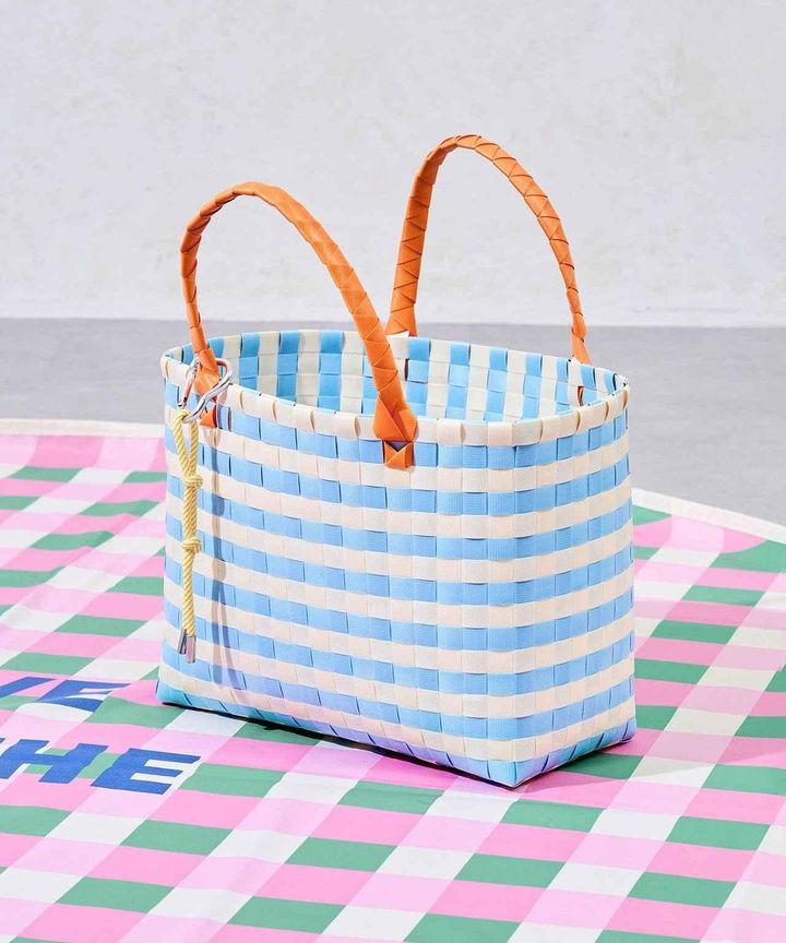 画像1: 出典：3COINS