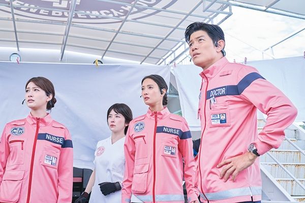 南の離島間を巡回中の南海MERは、突如発生した大規模噴火に対処すべく、島へ向かうことに。島に閉じ込められた島民79名を救い、“死者を一人も出さない”という使命は守れるのか…。