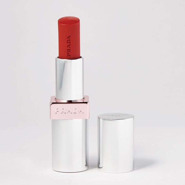 赤いリップが超かわいい！あなたはどのタイプが好き？おすすめ13本