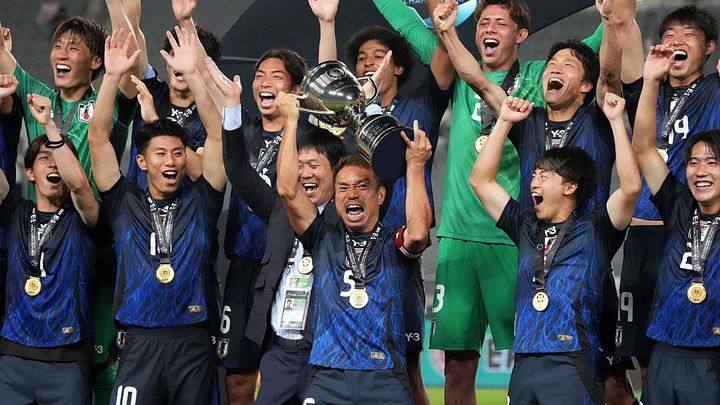 準ミス・インターナショナルの美女アナウンサー、サッカー日本代表の試合を観戦していた