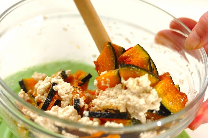 揚げカボチャの白和えの作り方3