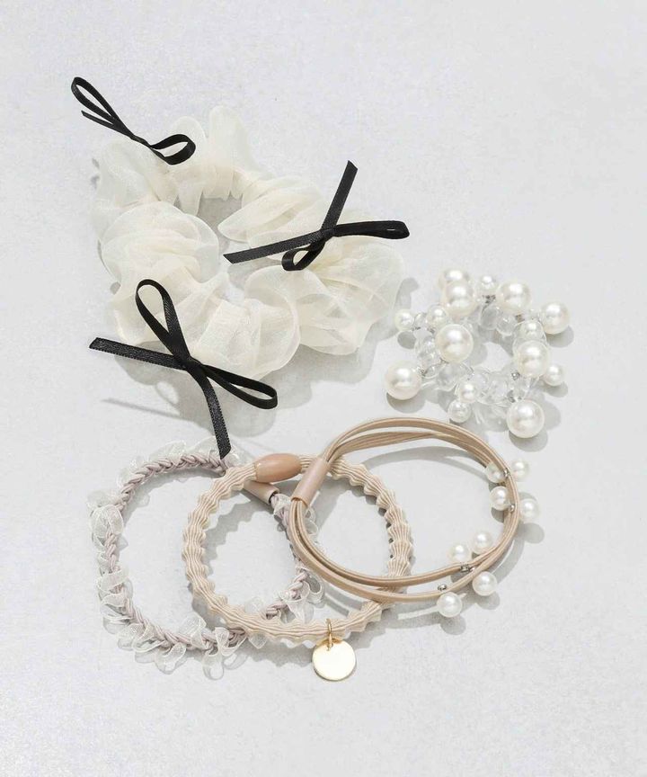 画像1: 出典：3COINS