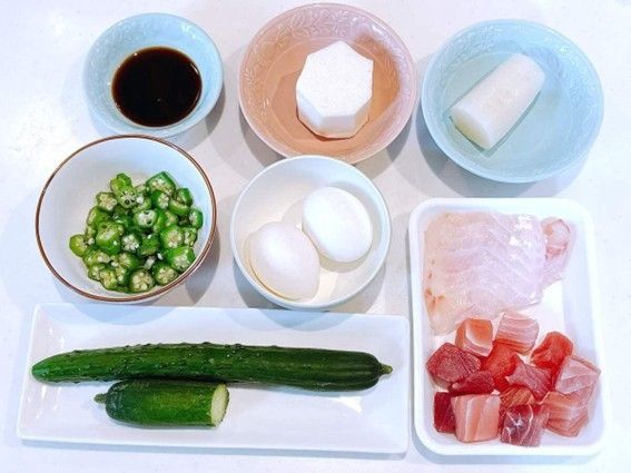 海鮮ばくだん」