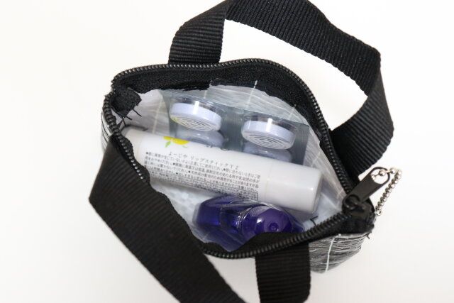 ミニバッグキーホルダー 収納力