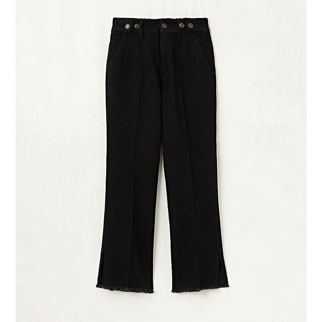 しまむらのフレアデニムパンツ