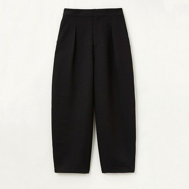 しまむらのコクーンパンツ