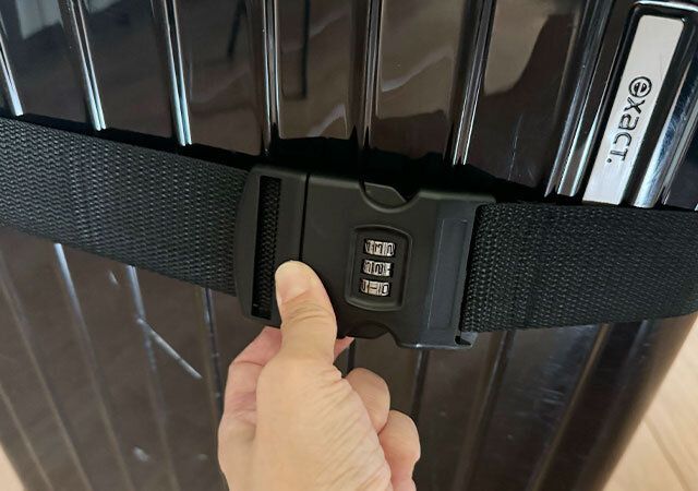 スーツケースベルト（ダイヤル式） 装着