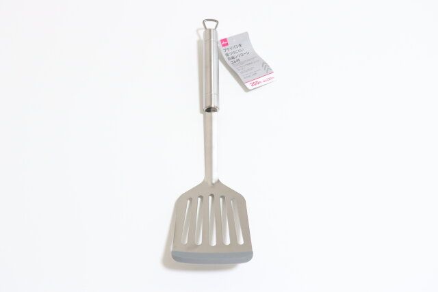 ダイソーのコーティングを剥がしにくいターナー