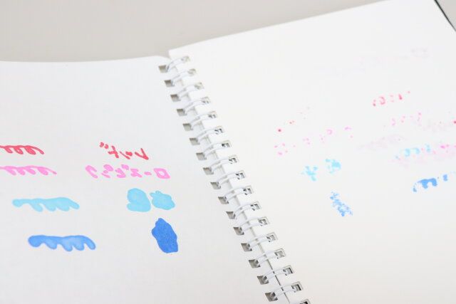 ふちどりマーカー 裏抜け