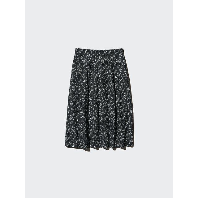 ユニクロのコットンコクーンスカート