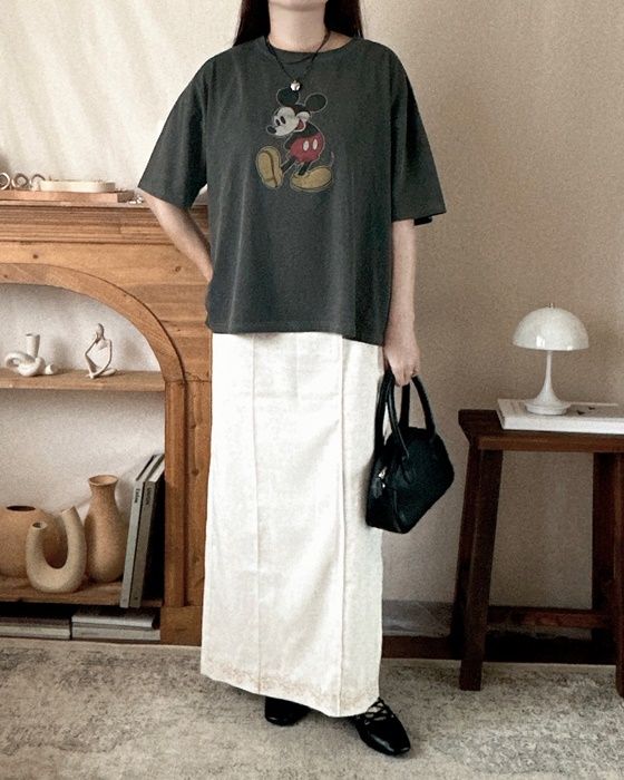 しまむらの「ミッキーフロントTシャツ」