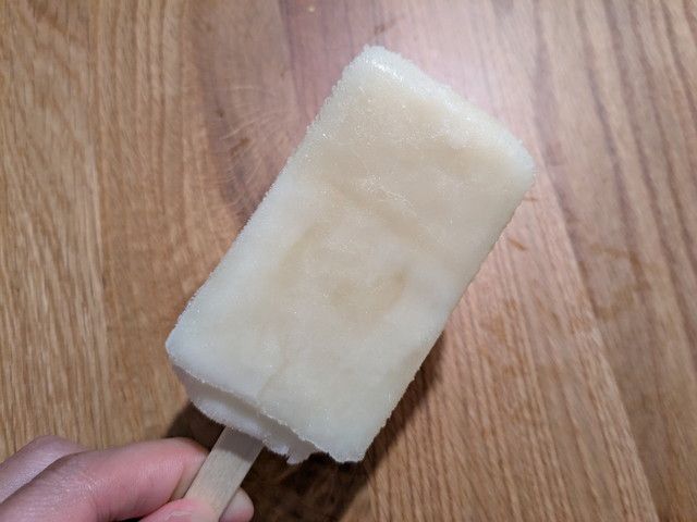 とろける食感 ぎゅっと梨の本体カット（白いバータイプ）