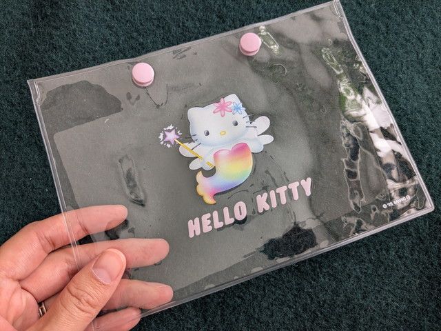 HELLO KITTYのクリアケース