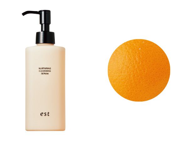 03：エスト 表面についたファンデも凹みに入ったファンデもほとんど残らず、スッキリ落ちた。