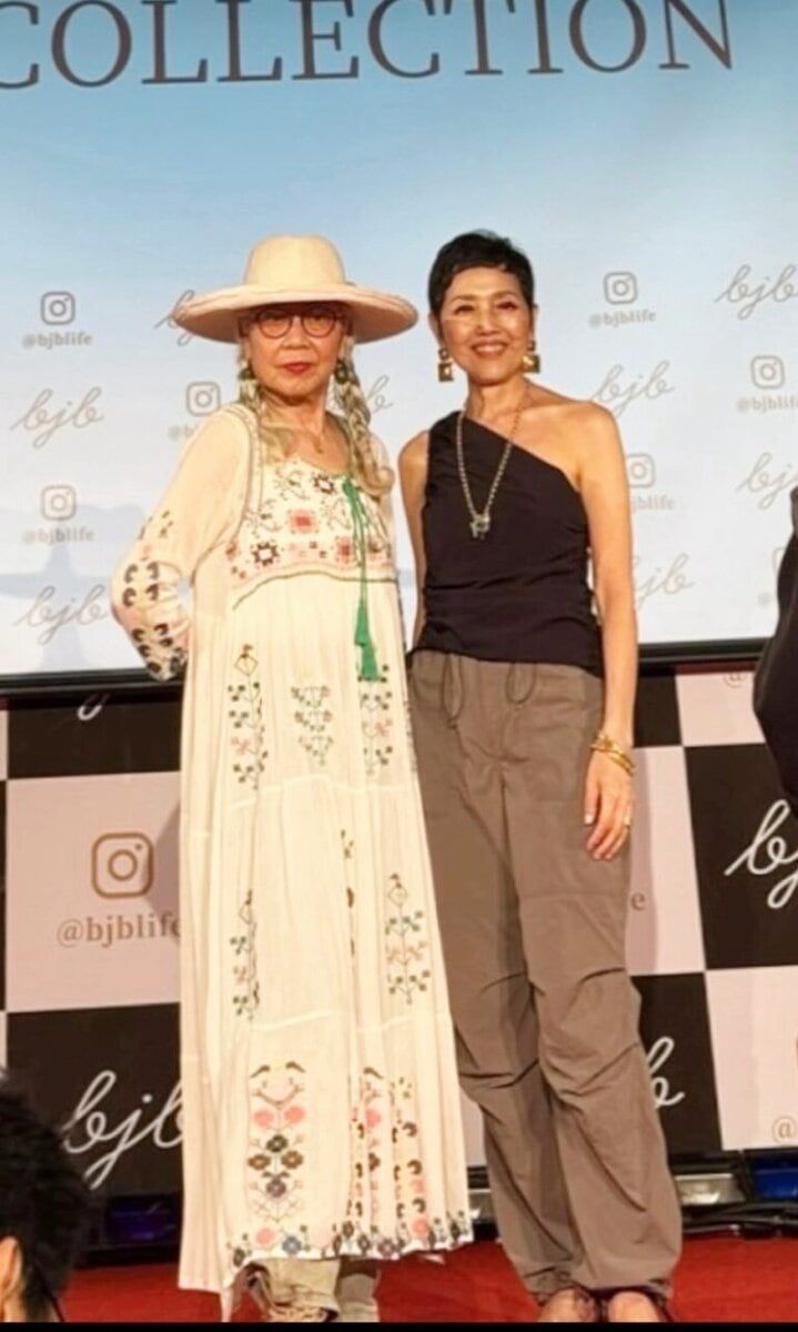 帽子をかぶっている島崎真代さん