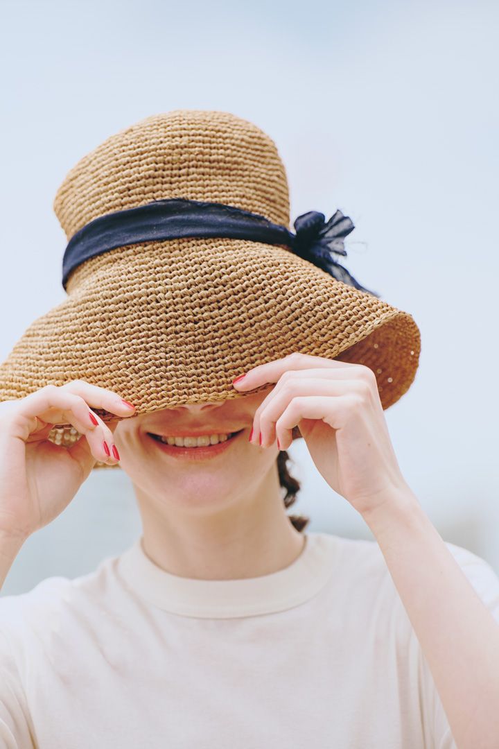 夏はやっぱり麦わら帽子！コーデのポイントになるおしゃれなハット8選