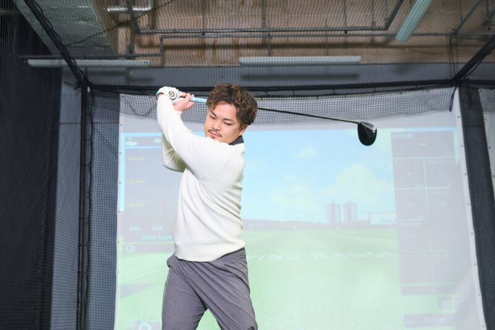 正しい「打つ前の素振り」をマスターしてドライバーの飛距離を上げよう