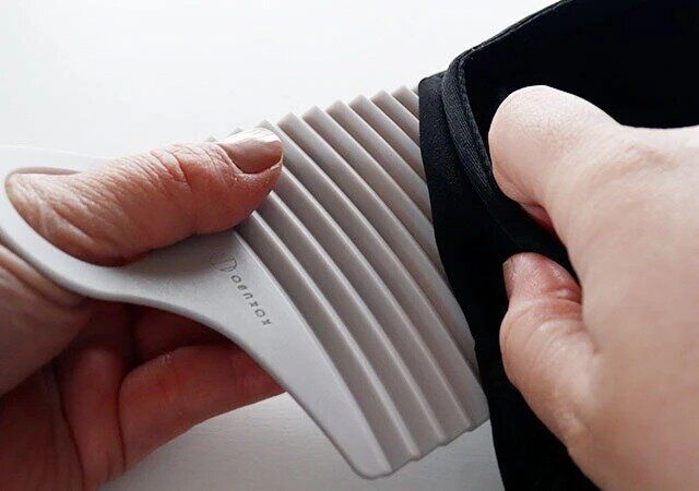 ダイソー 曲がる洗濯板