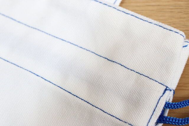 ダイソーの巾着トートバッグ（カラー）4