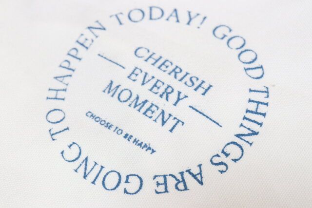 ダイソーの巾着トートバッグ（カラー）3